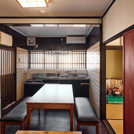 Villa Hakone Kabuto 古民家旅館 150平米 バス停迄一分 準天然温泉 最大12名 Eksteriør bilde